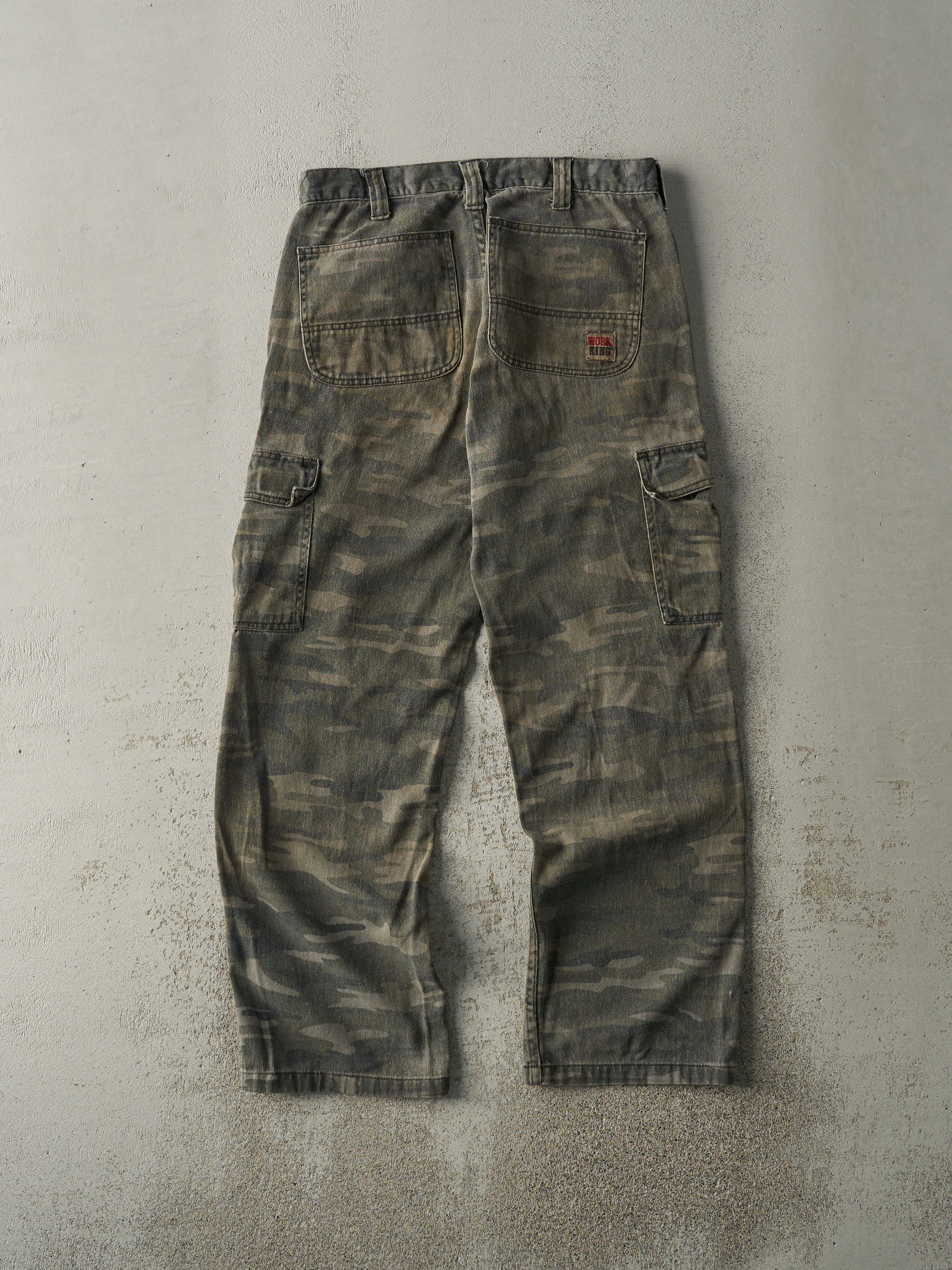 Vintage Y2K Camo Work King Cargo Pants (31x29.5)